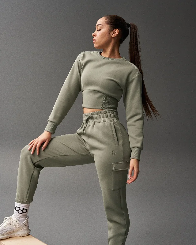 COOL-FEEL Women's Fitted Crew - Olive Women's Clothing For Holiday Travel Women's Clothing For Holiday Travel